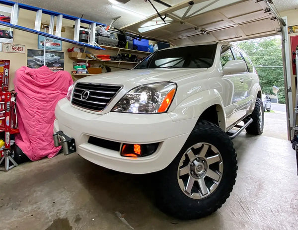 2003-Lexus-GX470-aurora-led-fog-lights-amber
