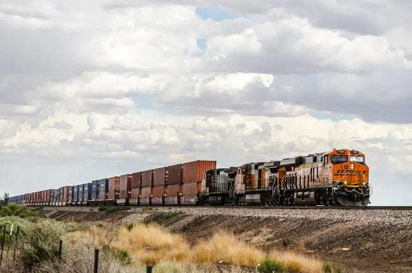 freight-train-led-ditch-lights